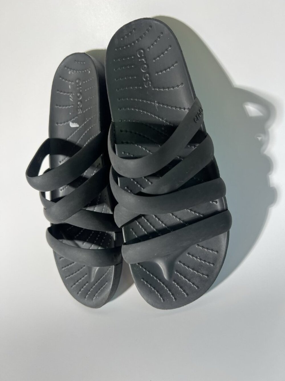 CROCS Patricia Black Sandal Flip Flop Womens Size 8 Comfy Travel Beach - Picture 7 of 16